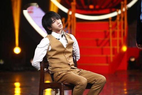 李沁最新爆料华晨宇,华晨宇背后的故事与情感点滴